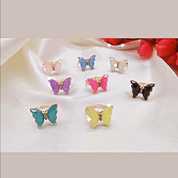 SHEIN Jewelry - Butterfly ring ethnic wear